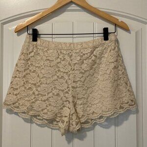 Abercombrie & Fitch Shorts size L
